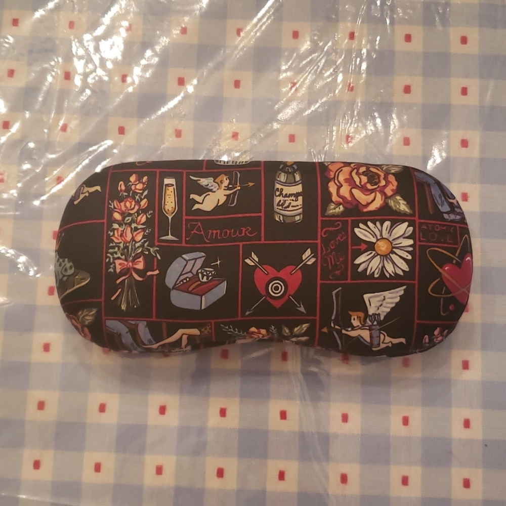 Hard Eyeglasses Case